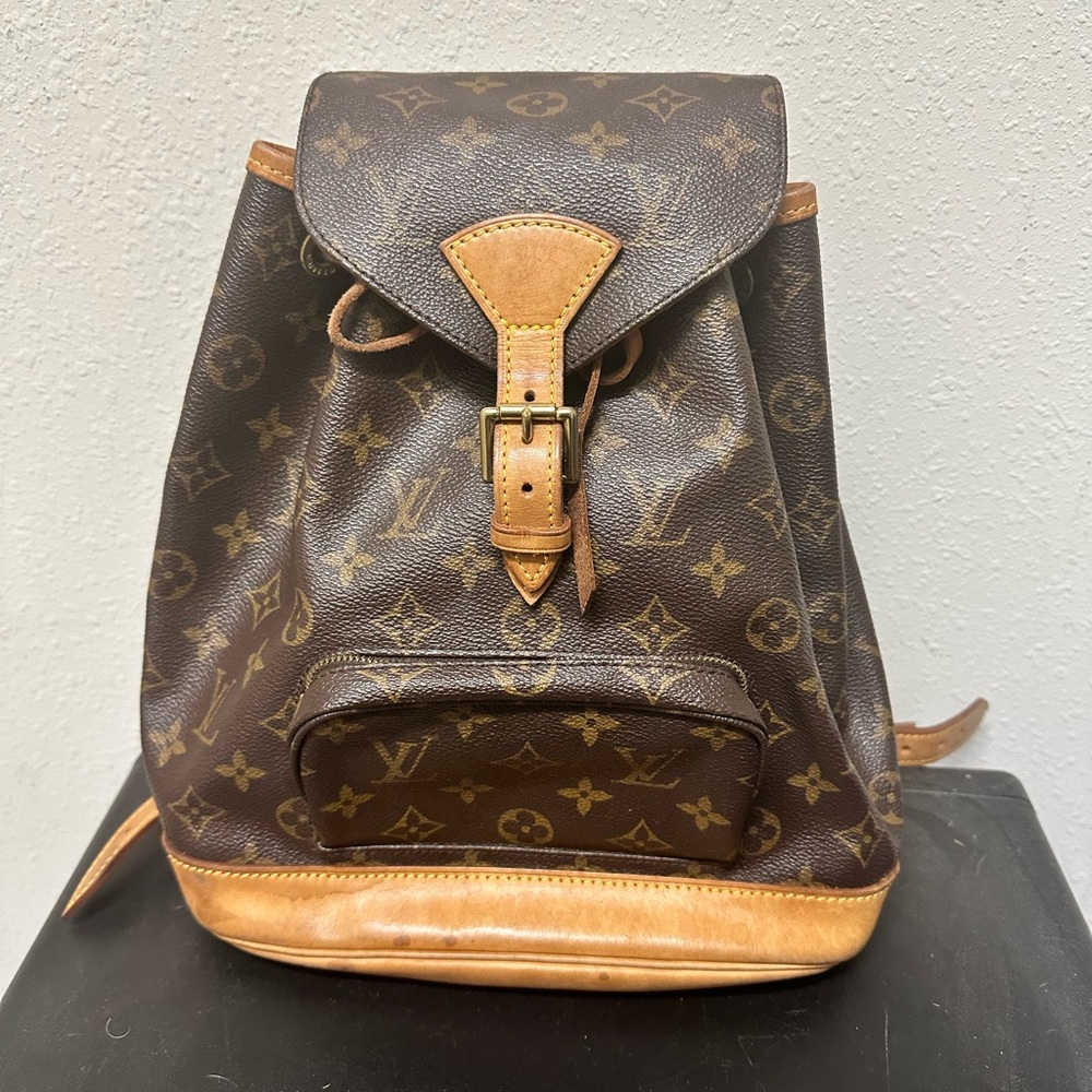 Louis Vuitton Montsouris MM vintage backpack.